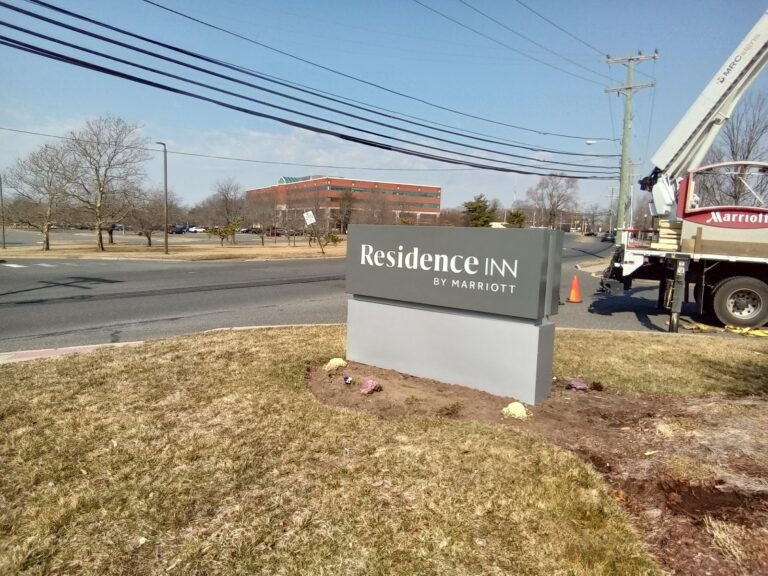 Residence Inn by Marriott monument sign