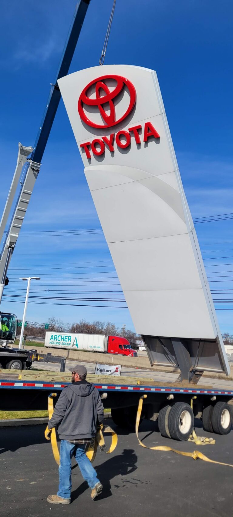 Toyota dealership pylon installation